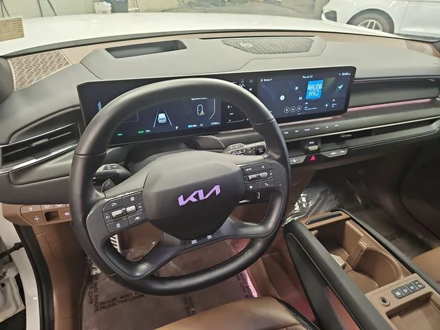 Used 2024 White Kia GT-Line image 16