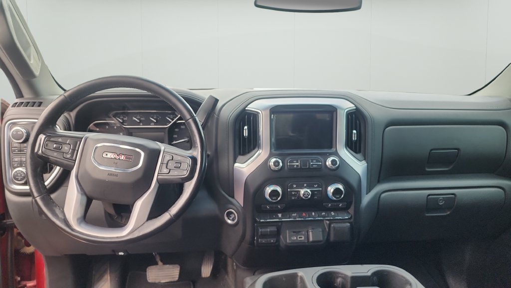 Used 2021 Red GMC SLT image 12
