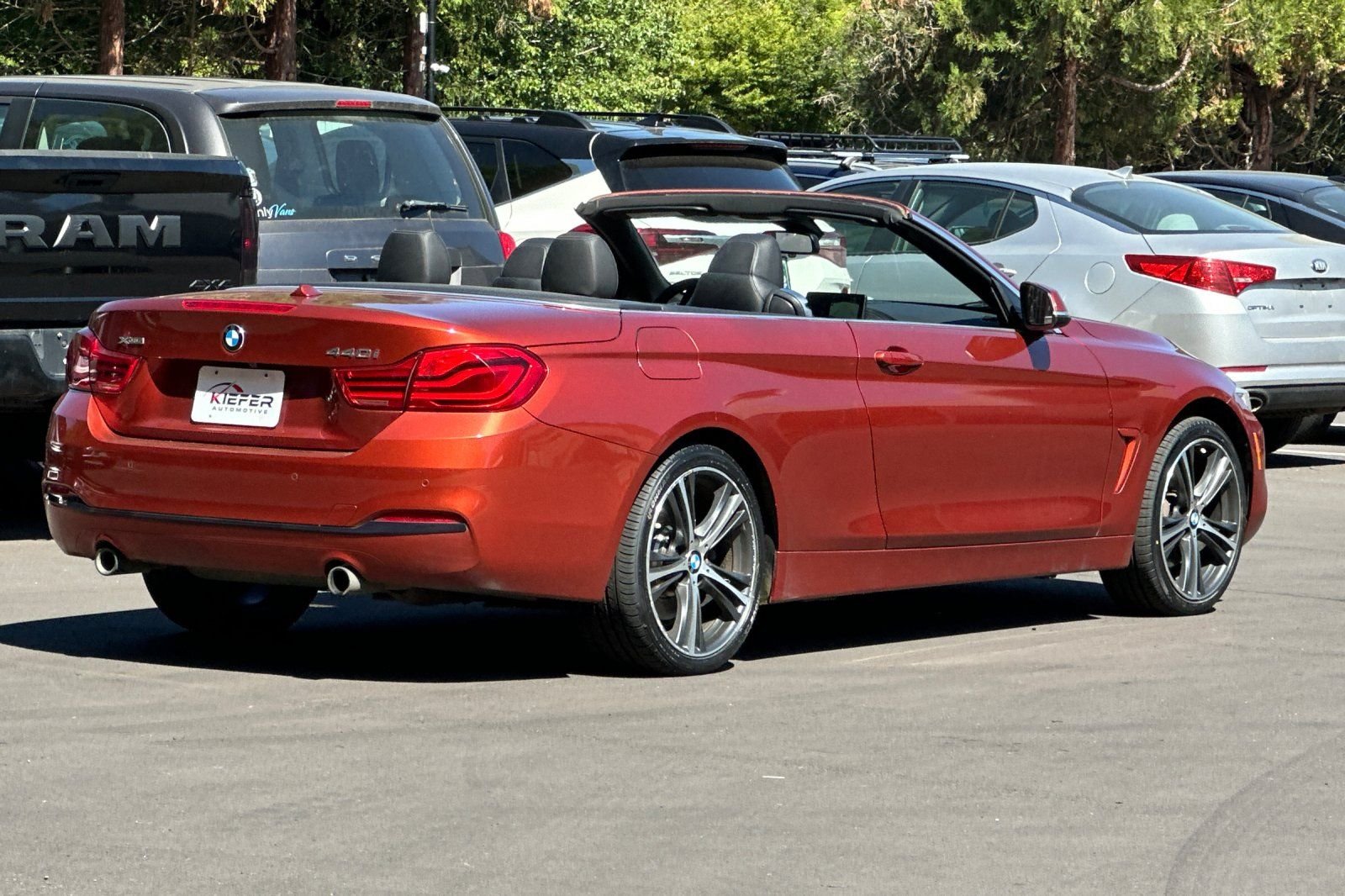 Used 2018 Orange BMW 440i xDrive image 4
