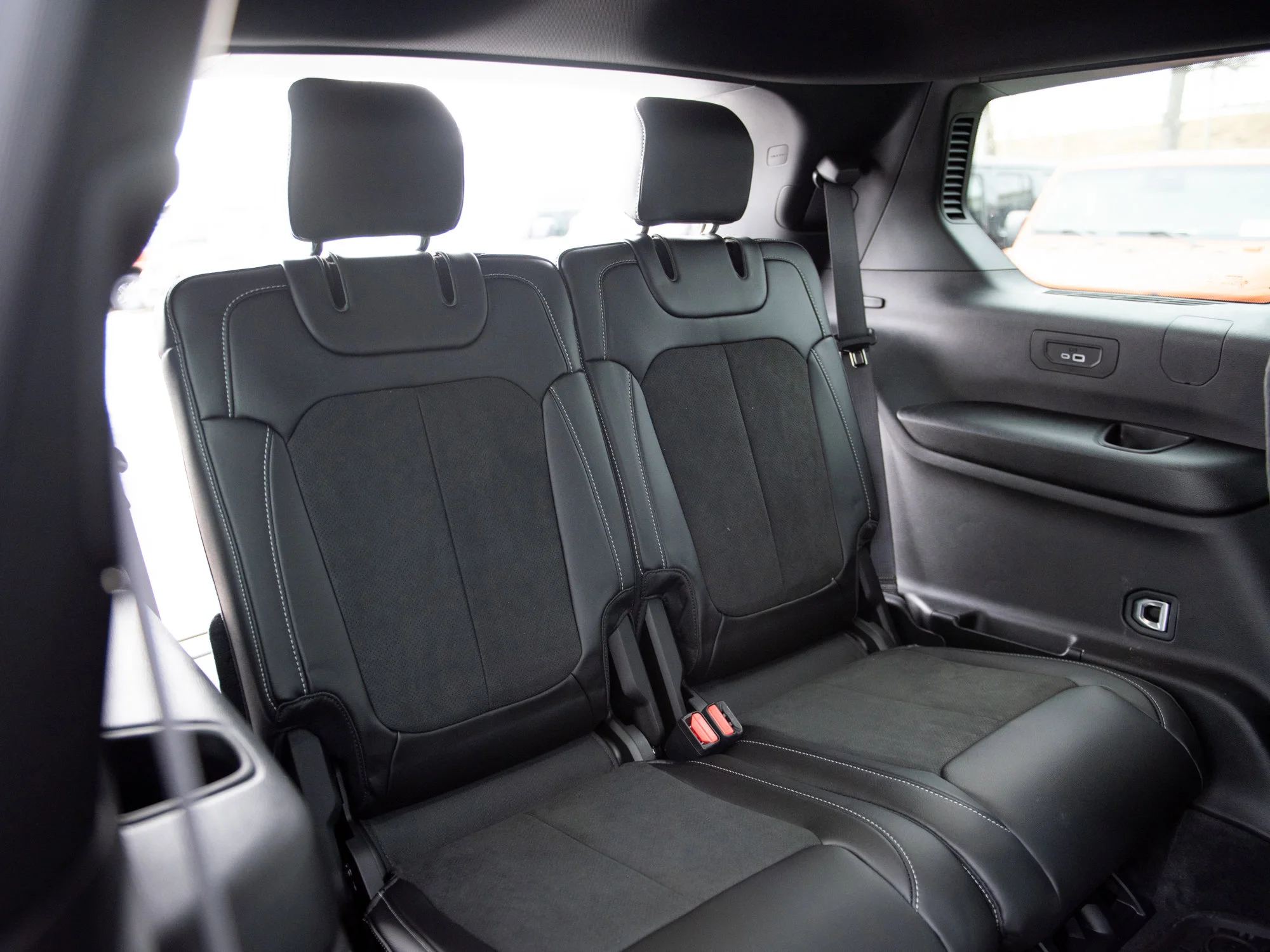 New 2025 Black Jeep Altitude* image 23