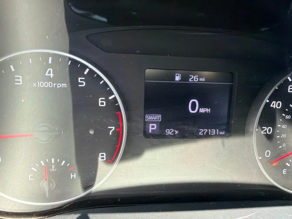 Used 2023 Clear White/Black Roof Kia S image 3