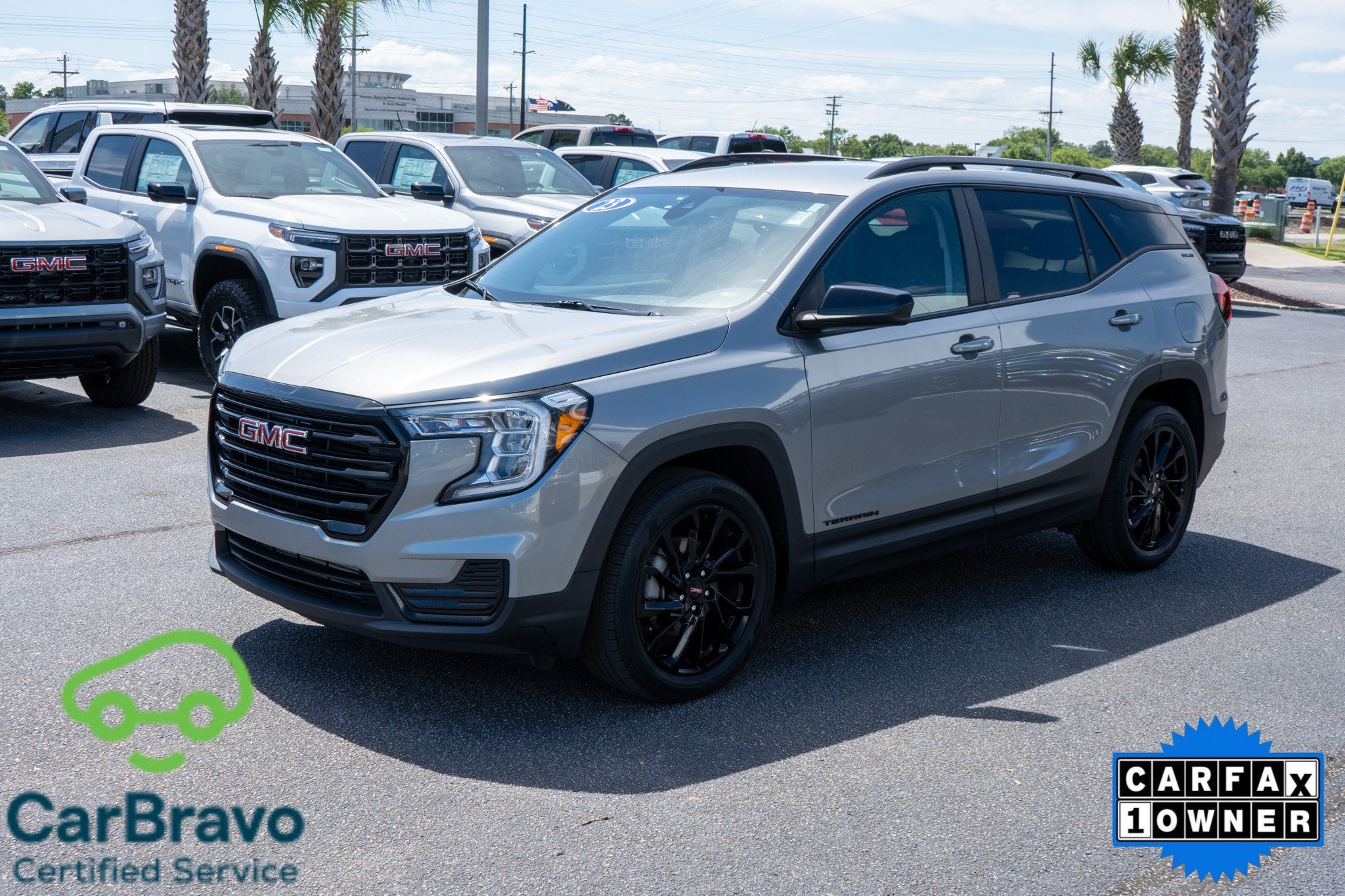 2023 GMC Terrain SLE - Photo 7