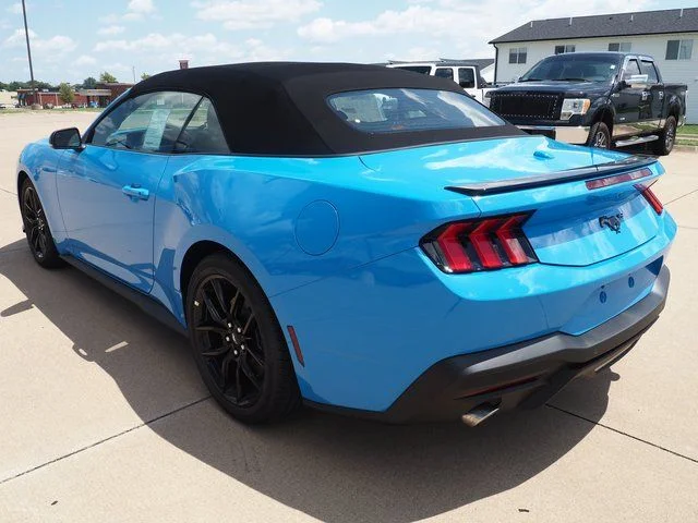 2025 Ford Mustang EcoBoost Premium Convertible - Photo 44