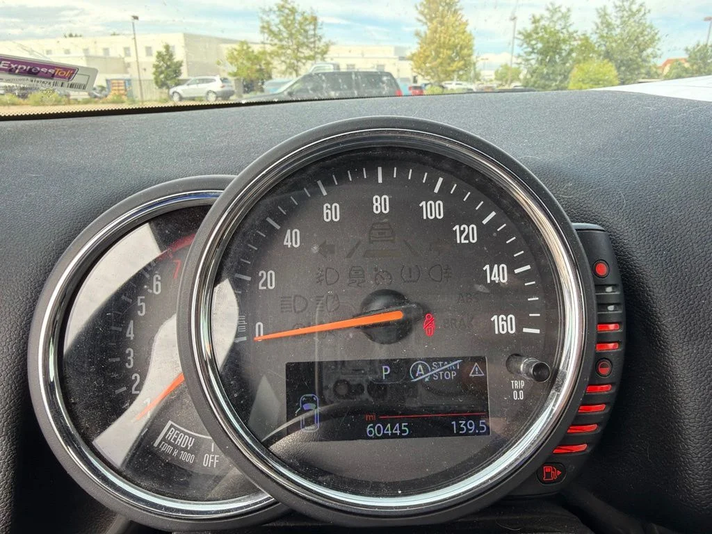 Used 2017 Green MINI  image 12