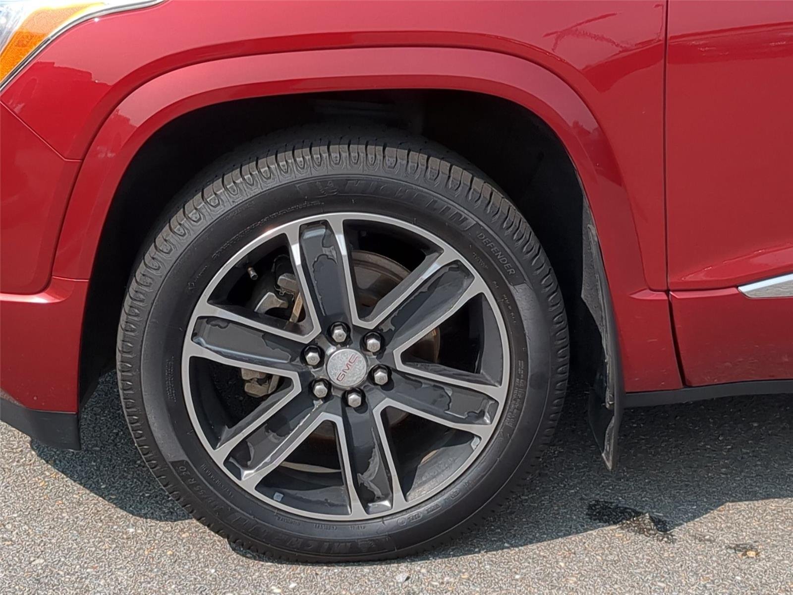 Used 2019 Red Quartz Tintcoat GMC Denali image 10