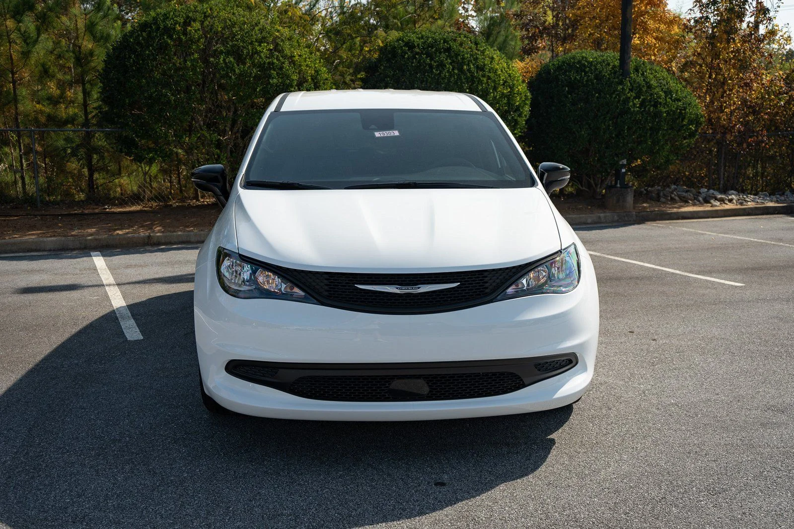 New 2026 Bright White Clear-Coat Exterior Paint Chrysler LX image 2