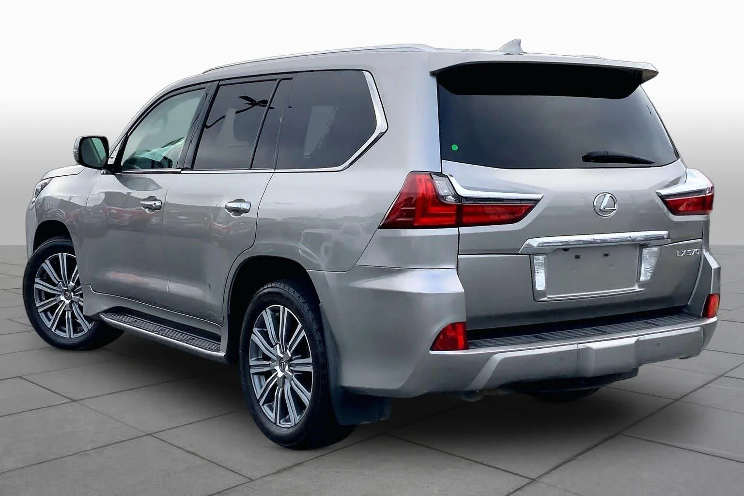 Used 2017 Atomic Silver Lexus  image 11