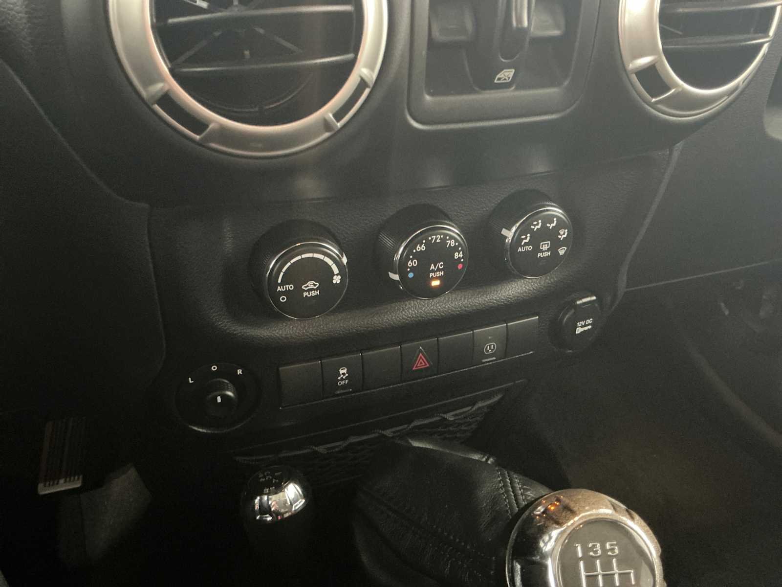 Used 2016 Black Clearcoat Jeep Sahara image 14