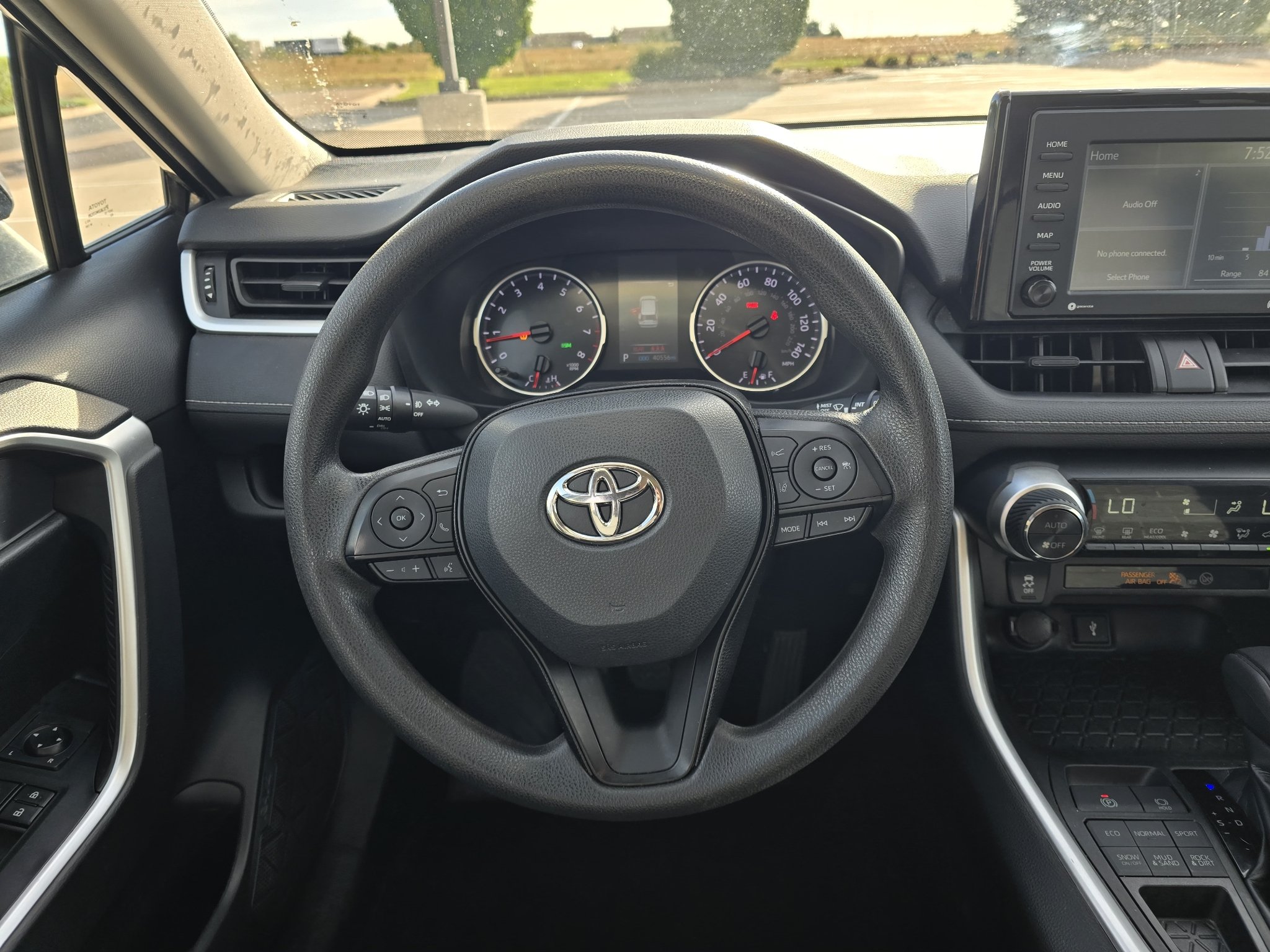 Used 2021 Magnetic Gray Metallic Toyota XLE image 26