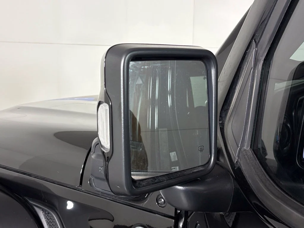Used 2024 Black Jeep High Altitude 4xe image 13