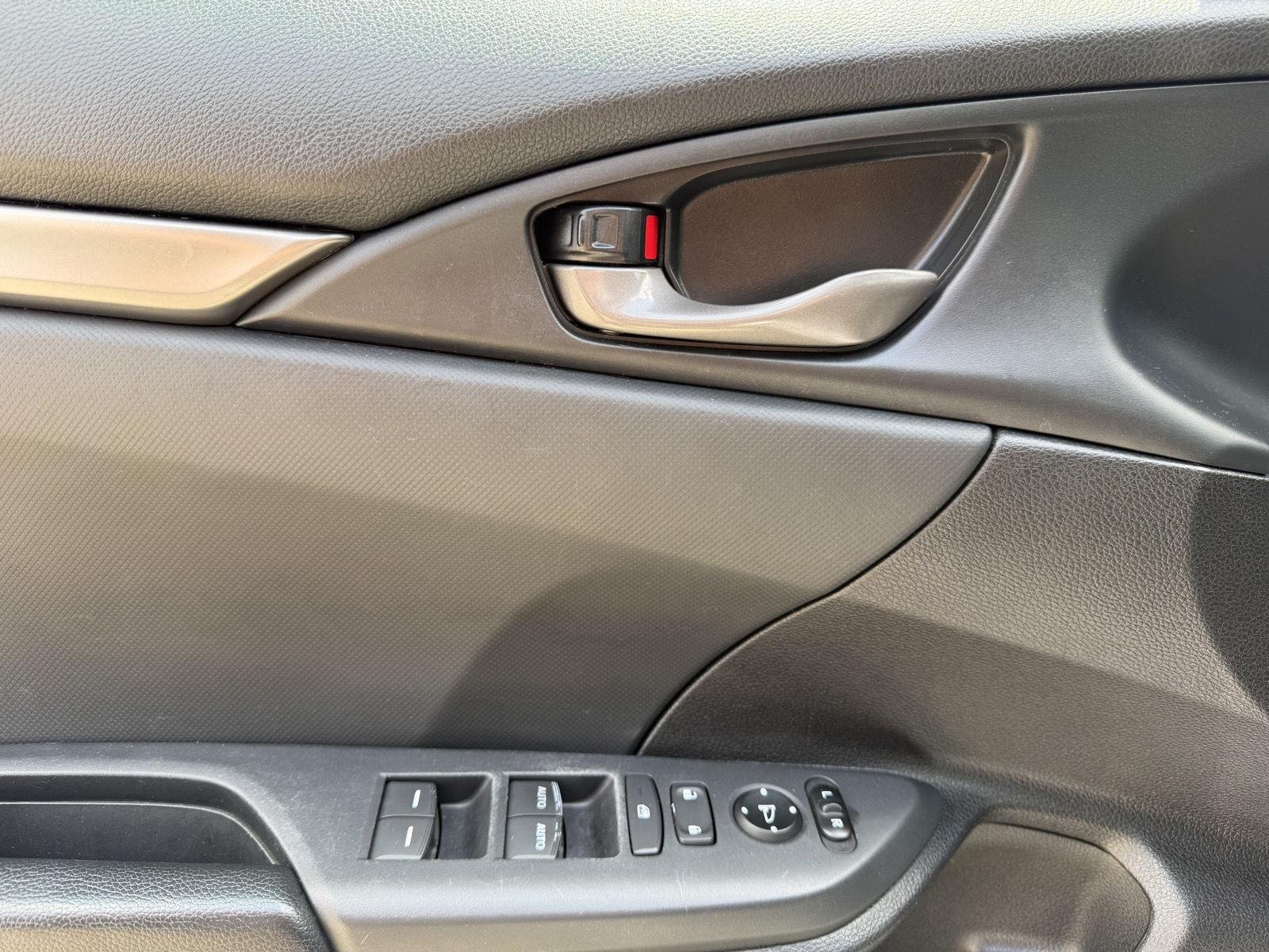 Used 2021 Lunar Silver Metallic Honda Sport image 4