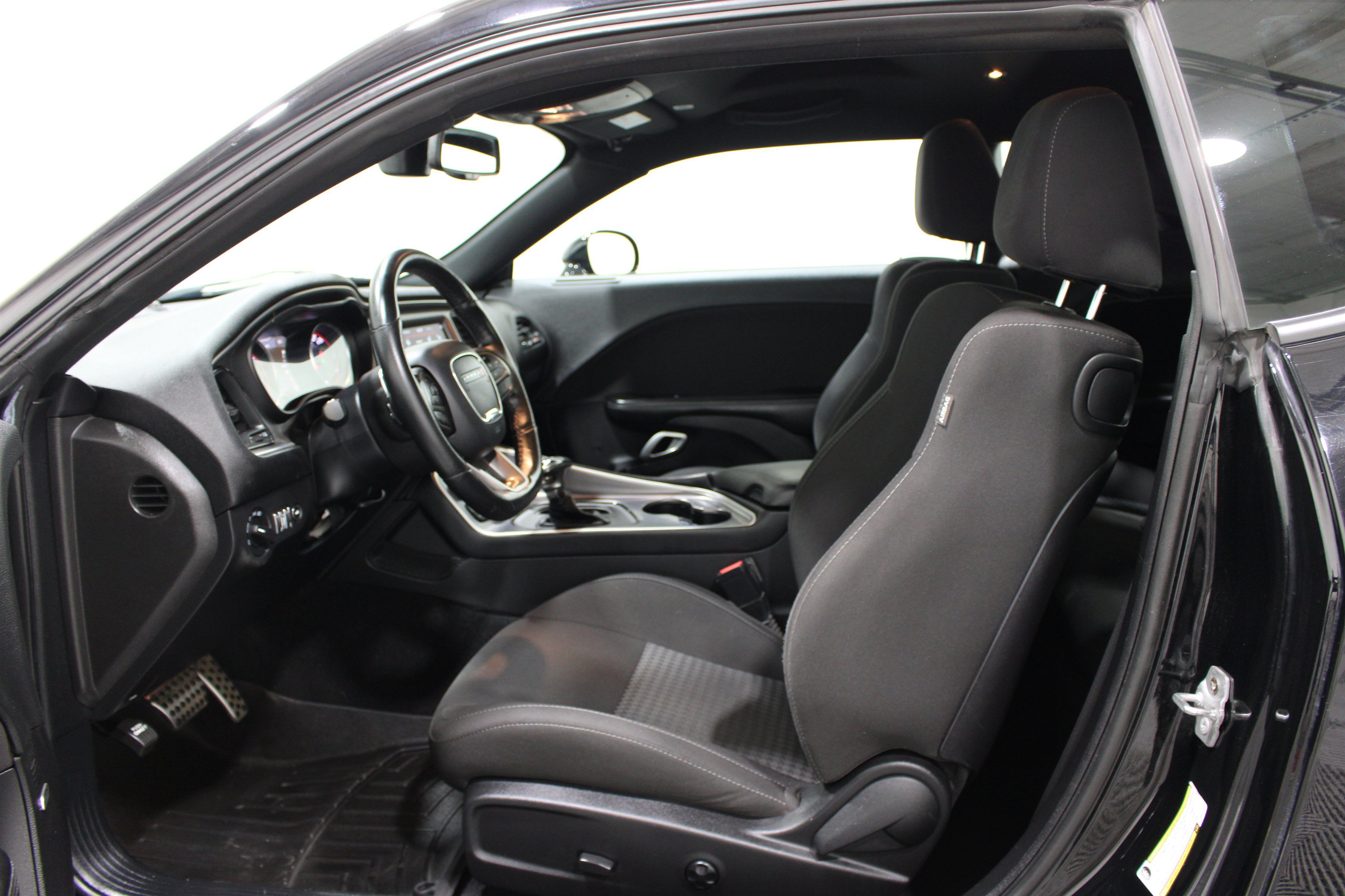 Used 2021 Pitch Black Clearcoat Dodge R/T Scat Pack Widebody image 3