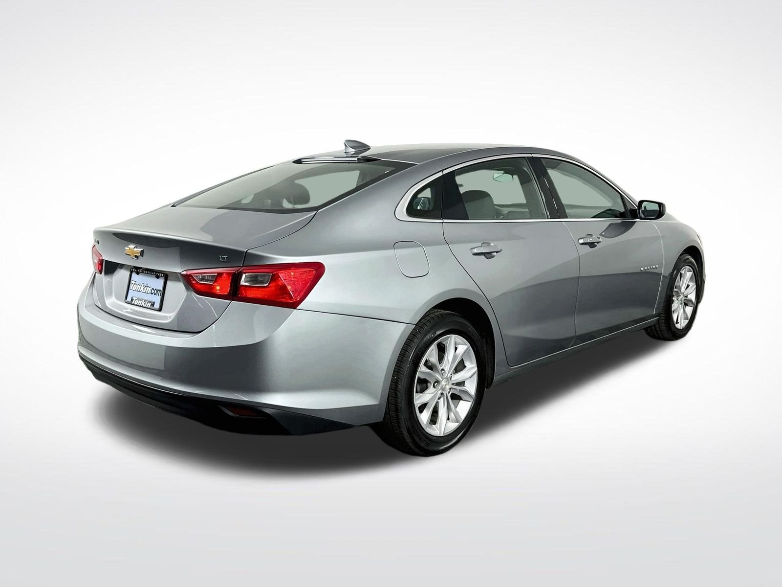 Used 2023 Sterling Gray Metallic Chevrolet LT image 8