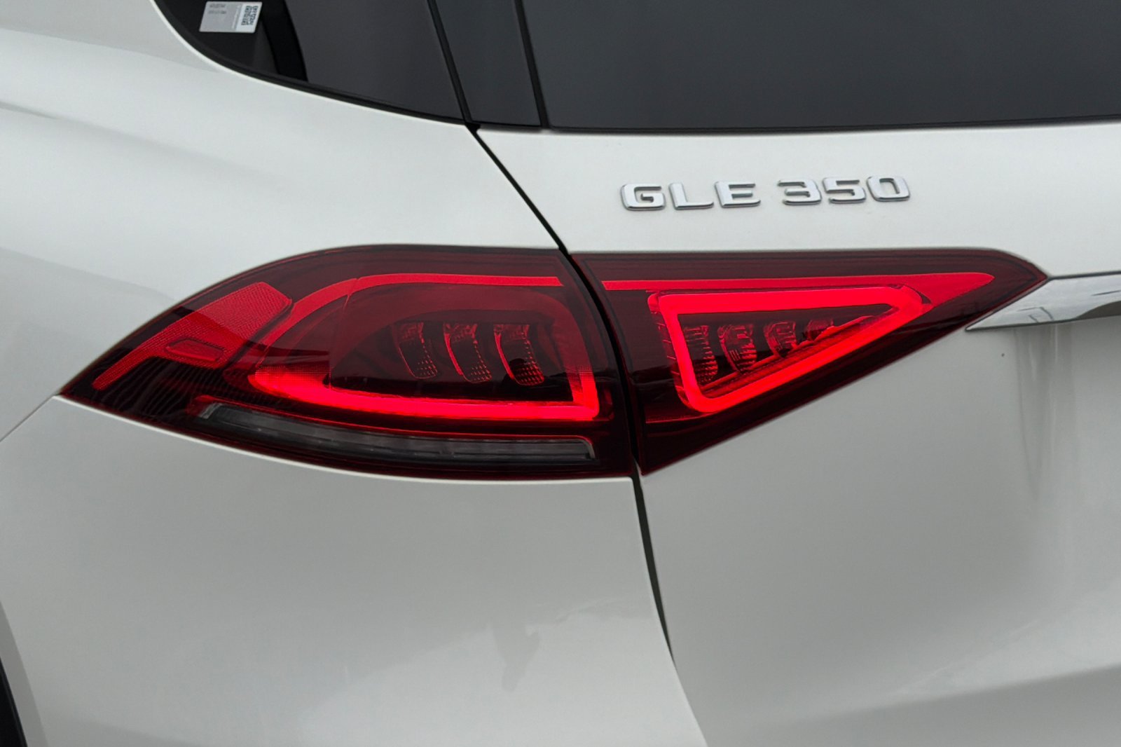 Used 2020 White Mercedes-Benz GLE 350 image 17