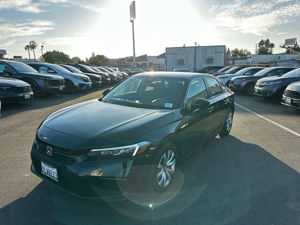 Used 2024  Honda LX image 2