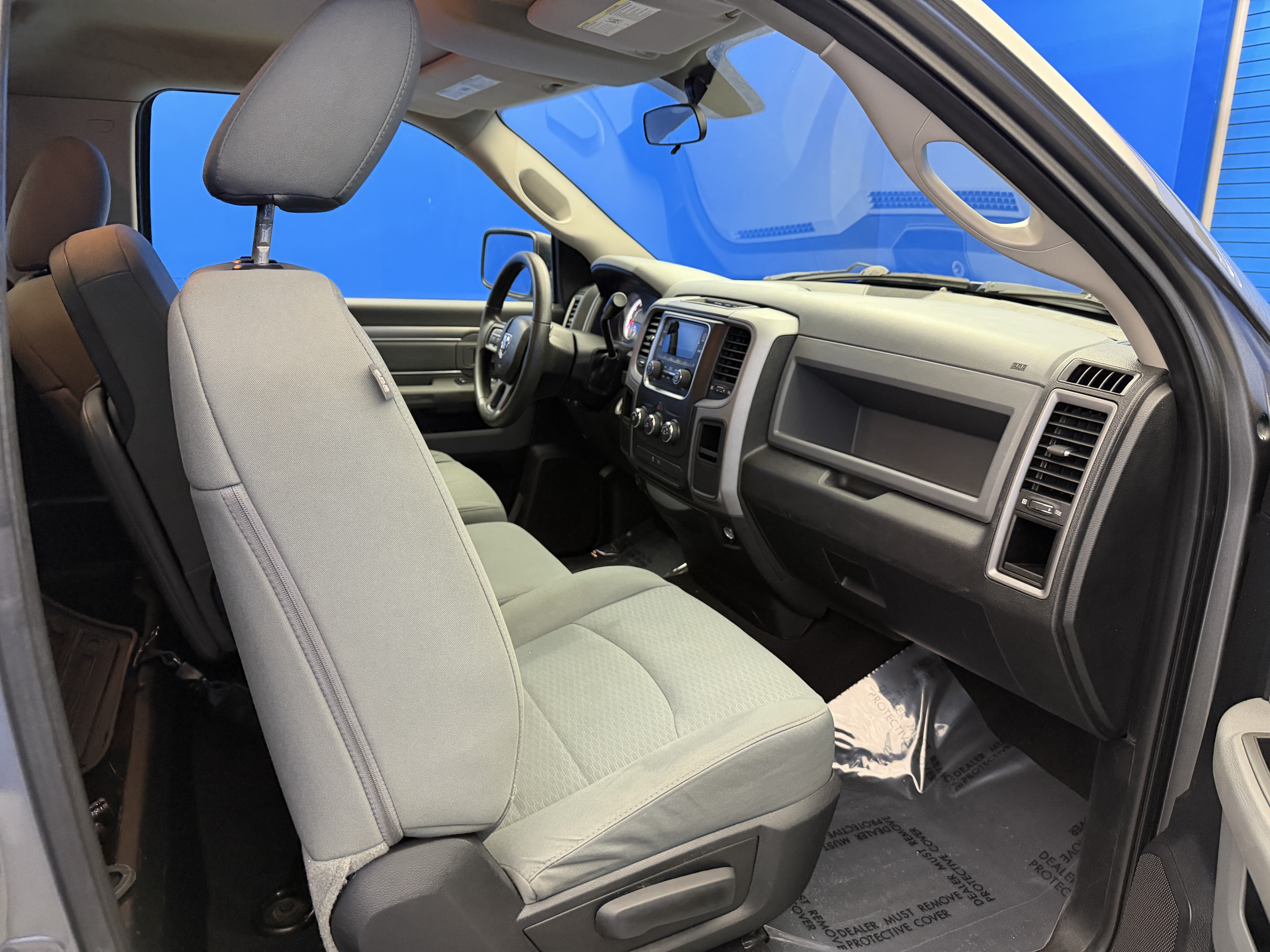 Used 2013 Mineral Gray Metallic Ram Tradesman image 22