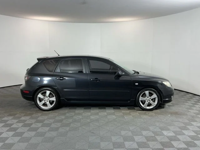 Used 2004 Black Mica Mazda s Base image 4