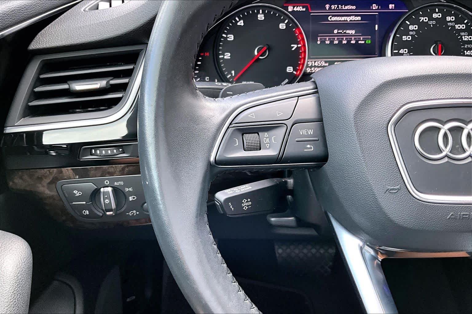 Used 2018 Orca Black Metallic Audi Premium image 24