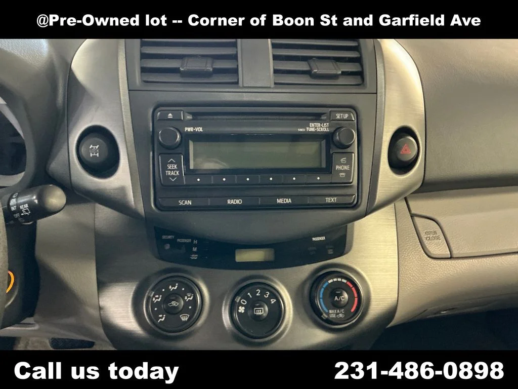 Used 2012 Blue Toyota Base image 19