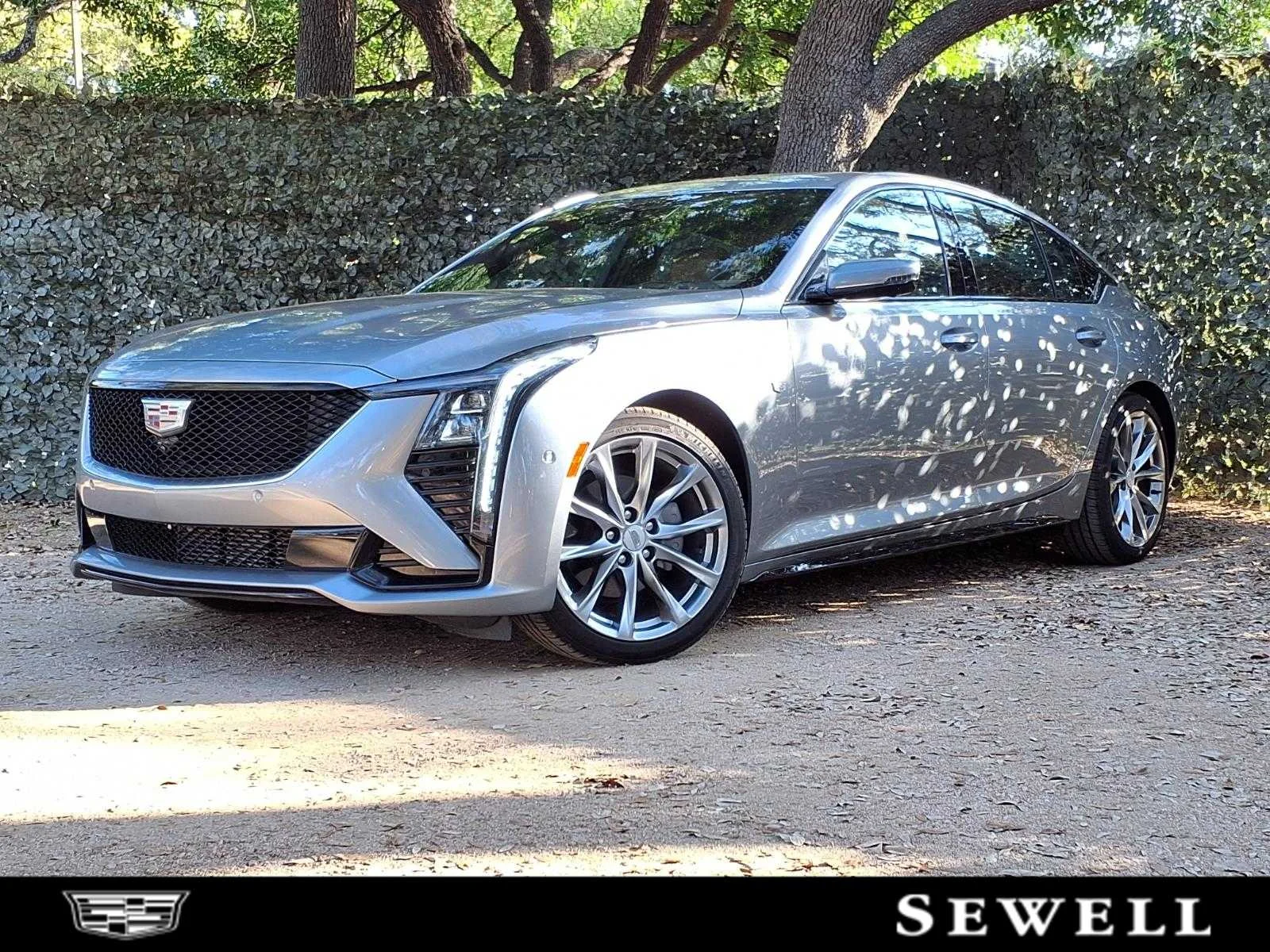 2025 Cadillac CT5 Sport's photo