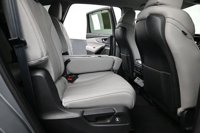 Used 2024  Acura Technology image 21