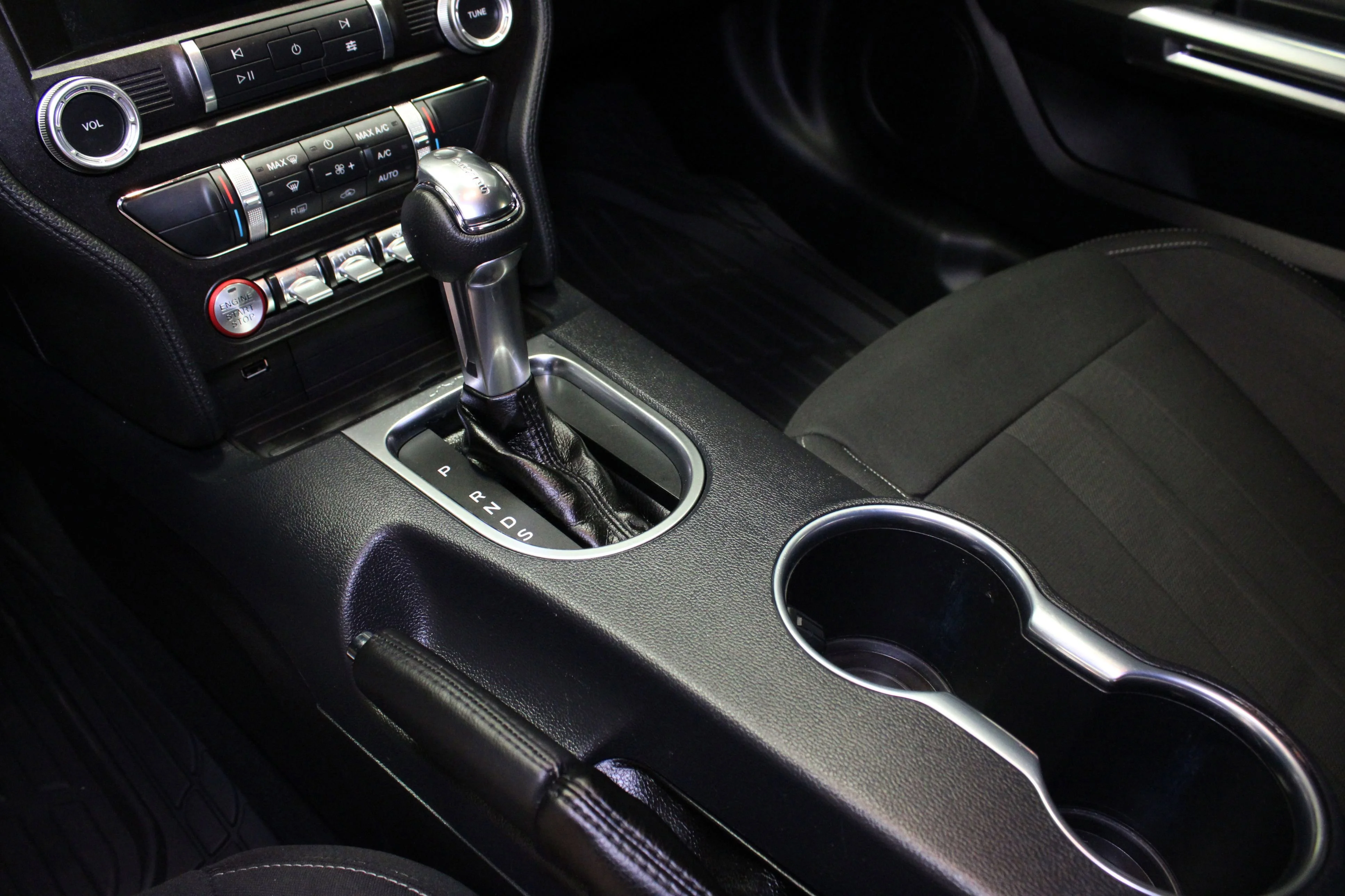 Used 2022 Green Metallic Ford EcoBoost image 19