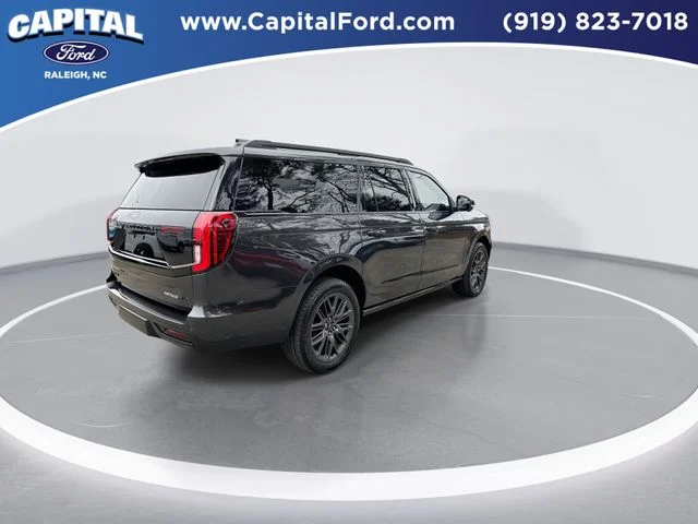 Used 2025 Gray Ford Platinum image 8