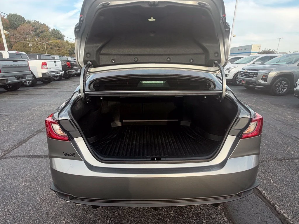 Used 2025 Gray Toyota LE image 9