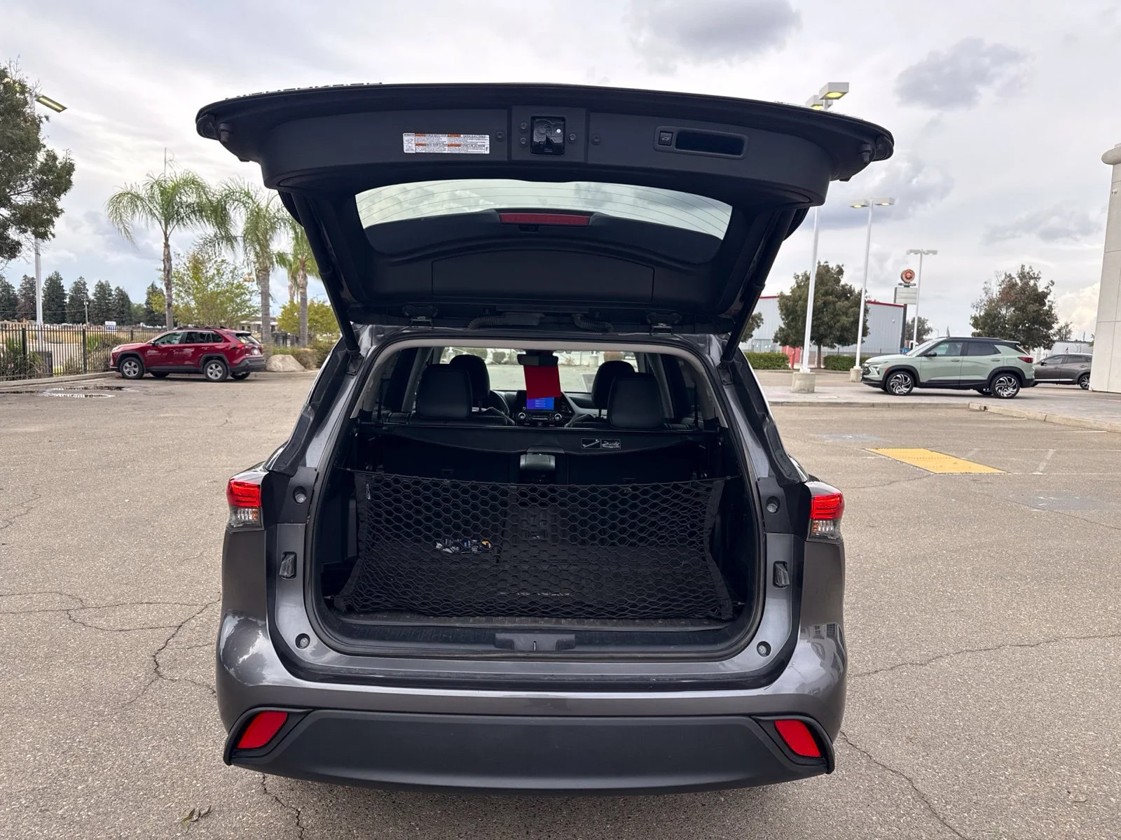 Used 2023  Toyota L image 26