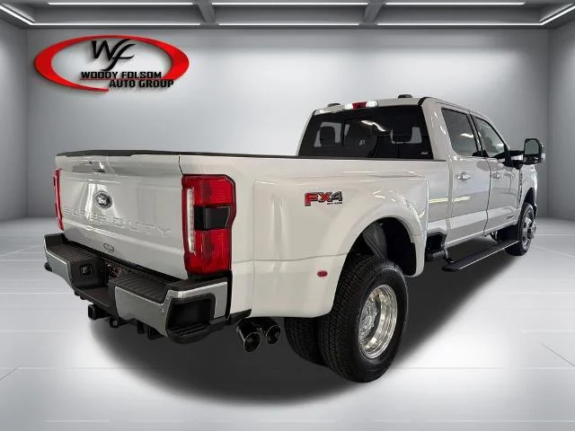 New 2026 Oxford White Ford F-350® Lariat® image 23