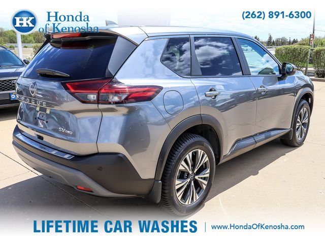 Used 2023 Gun Metallic Nissan SV image 5