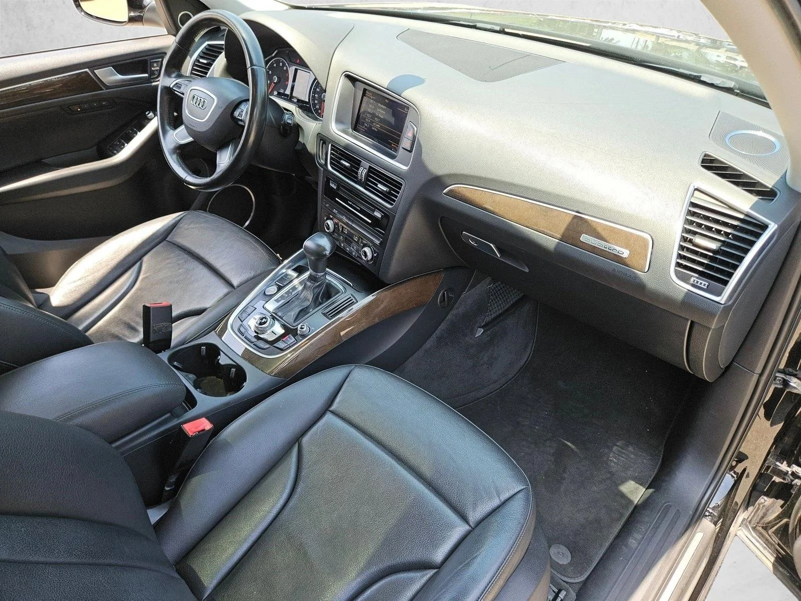 Used 2013 Brilliant Black Audi Premium Plus image 18