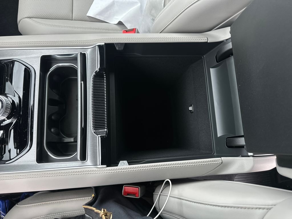 New 2026 White/off-white Jeep  image 24