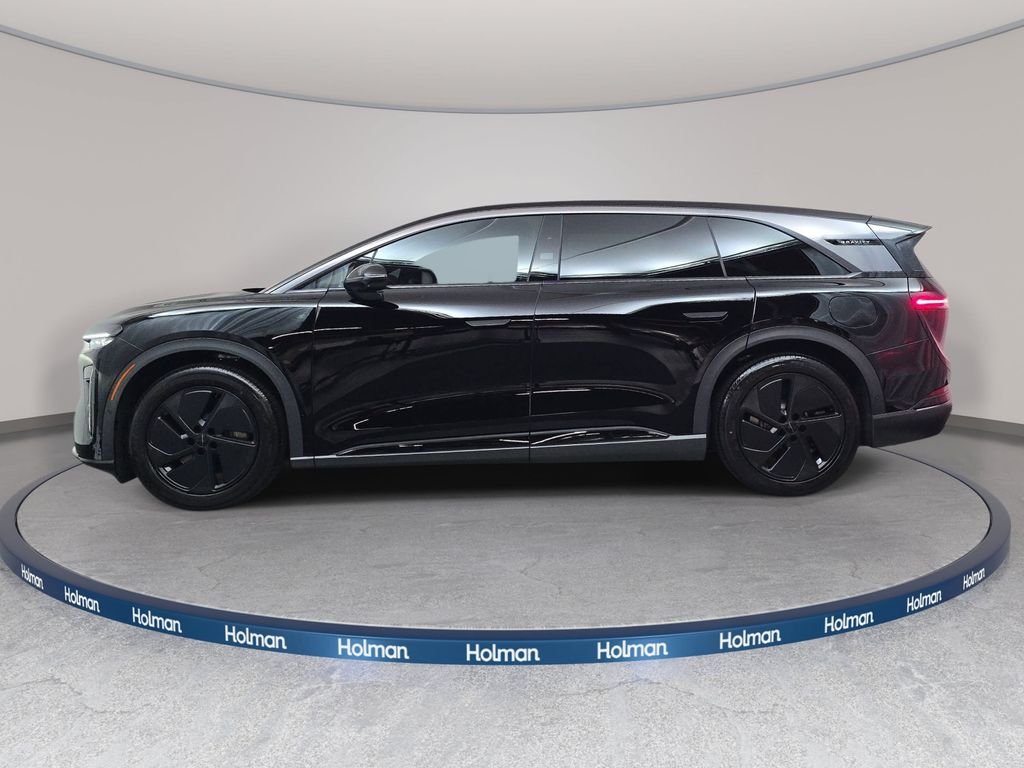 Used 2026 Abyss Black Lucid Grand Touring image 9