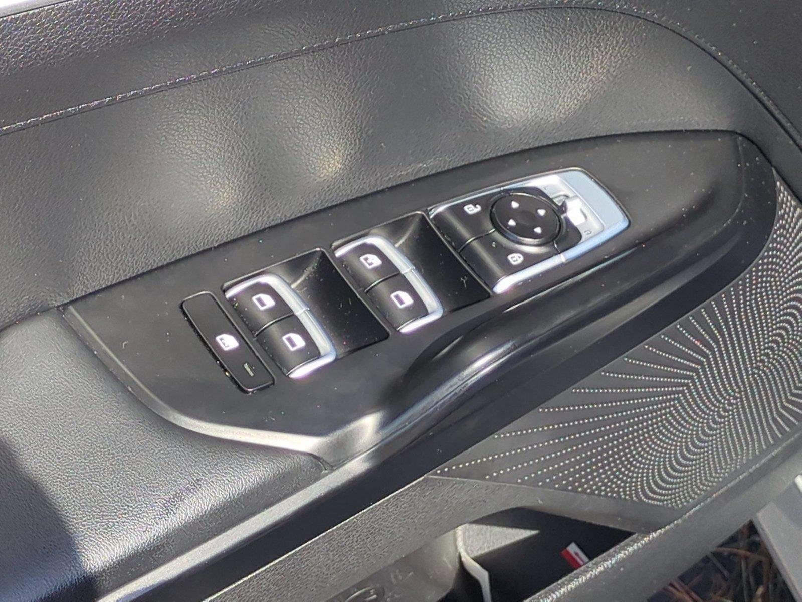 Used 2023 Wolf Gray Kia GT-Line image 15