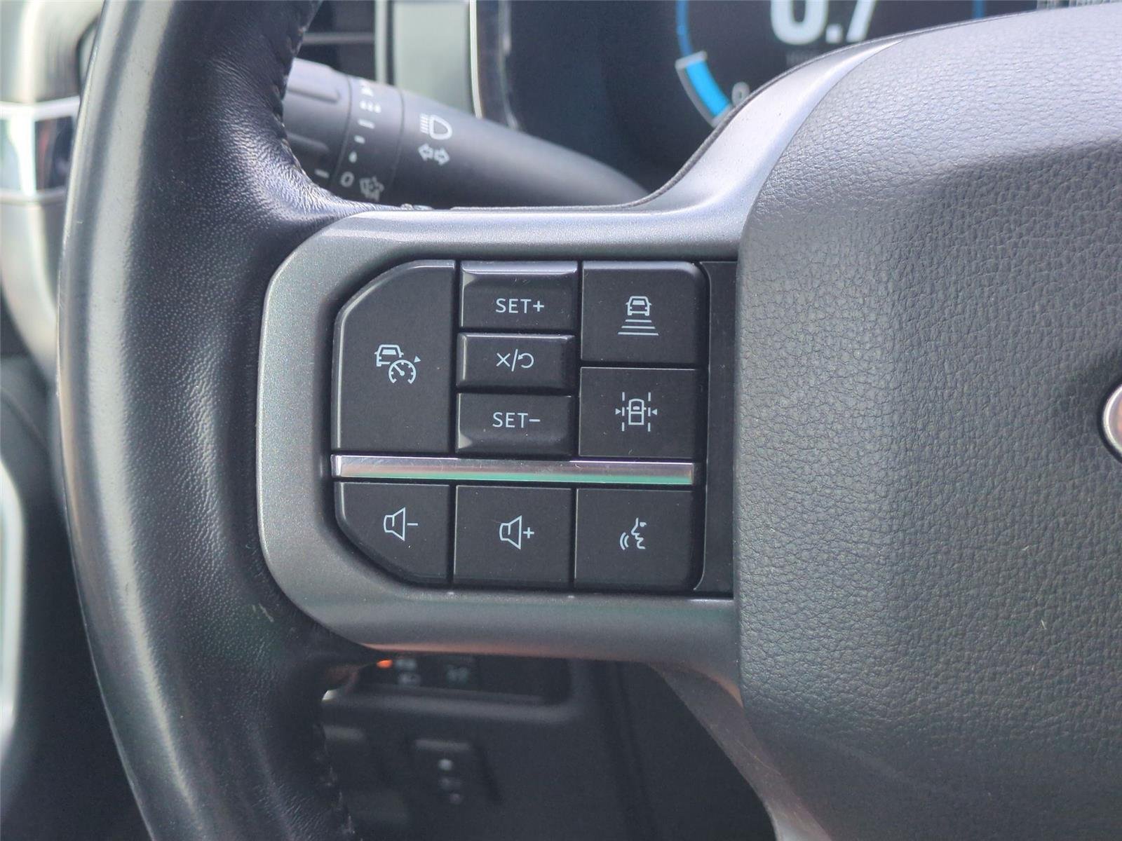 Used 2022 Iconic Silver Ford LARIAT image 20