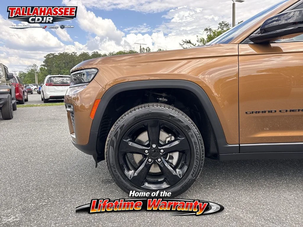 New 2026 Copper Shino Metallic Clear-Coat Exterior Paint Jeep Limited image 15