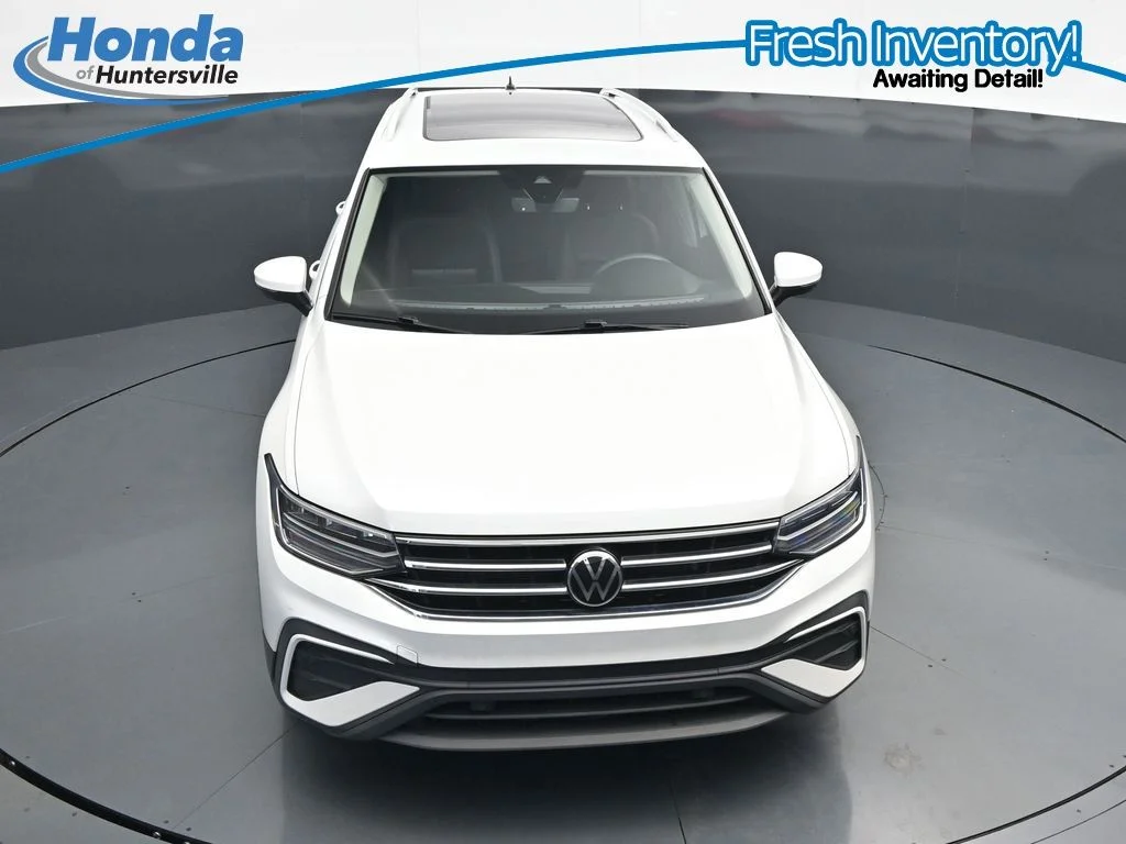 Used 2023 Opal White Volkswagen 2.0T SE image 19