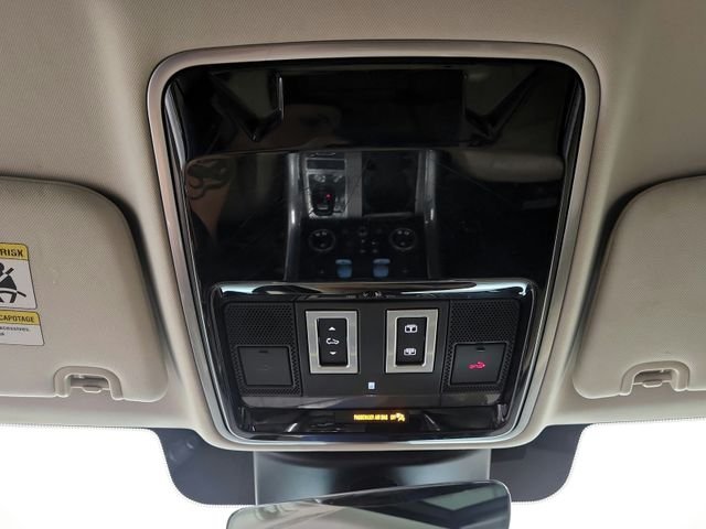Used 2020 Black Land Rover HSE Td6 image 35
