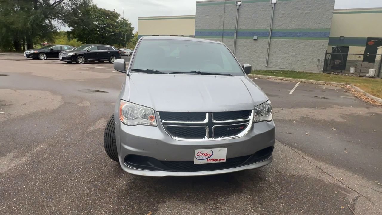 2016 Dodge Grand Caravan SE photo 3