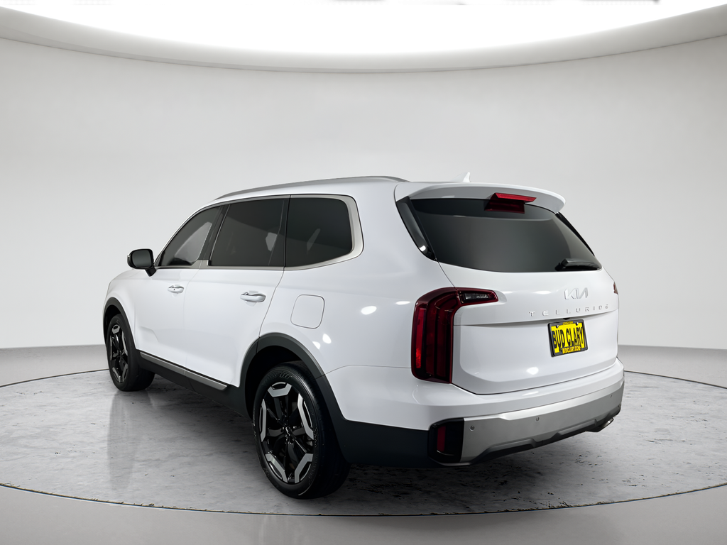 2024 Kia Telluride S - Photo 7