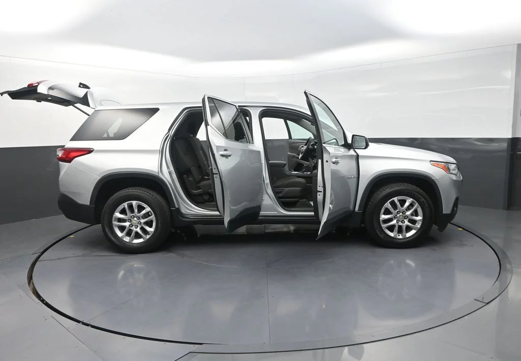 Used 2020 Silver Chevrolet LS image 36