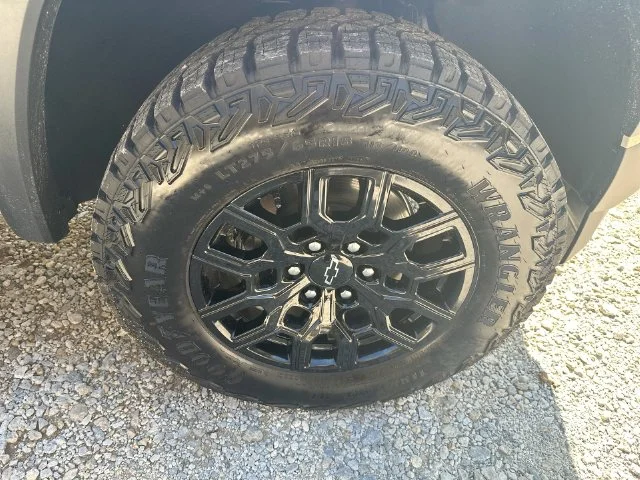 Used 2026 White Chevrolet Trail Boss image 59