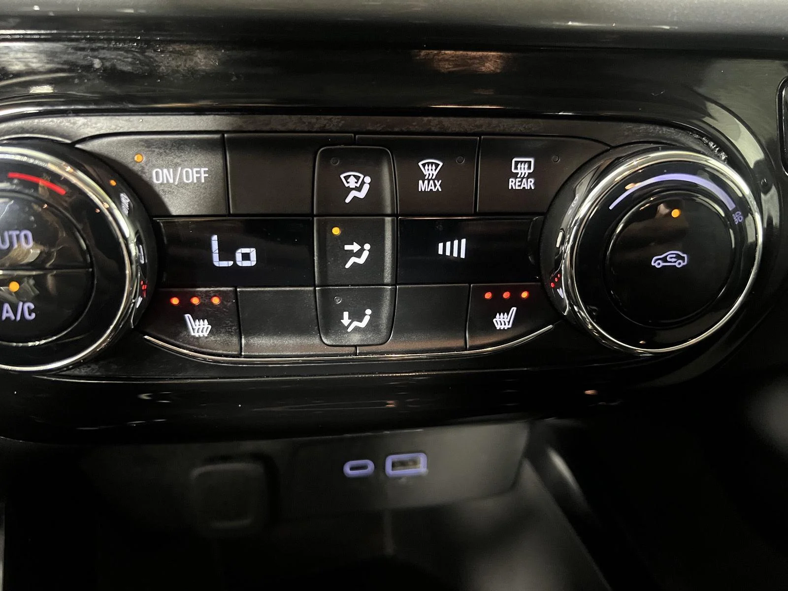 Used 2024 Crimson Metallic Chevrolet LT image 21