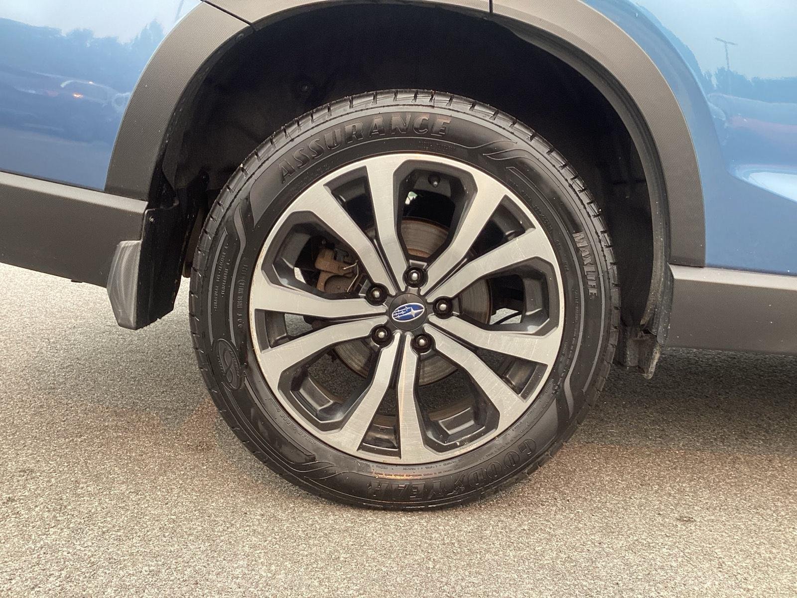 Used 2020 Horizon Blue Pearl Subaru Limited image 22