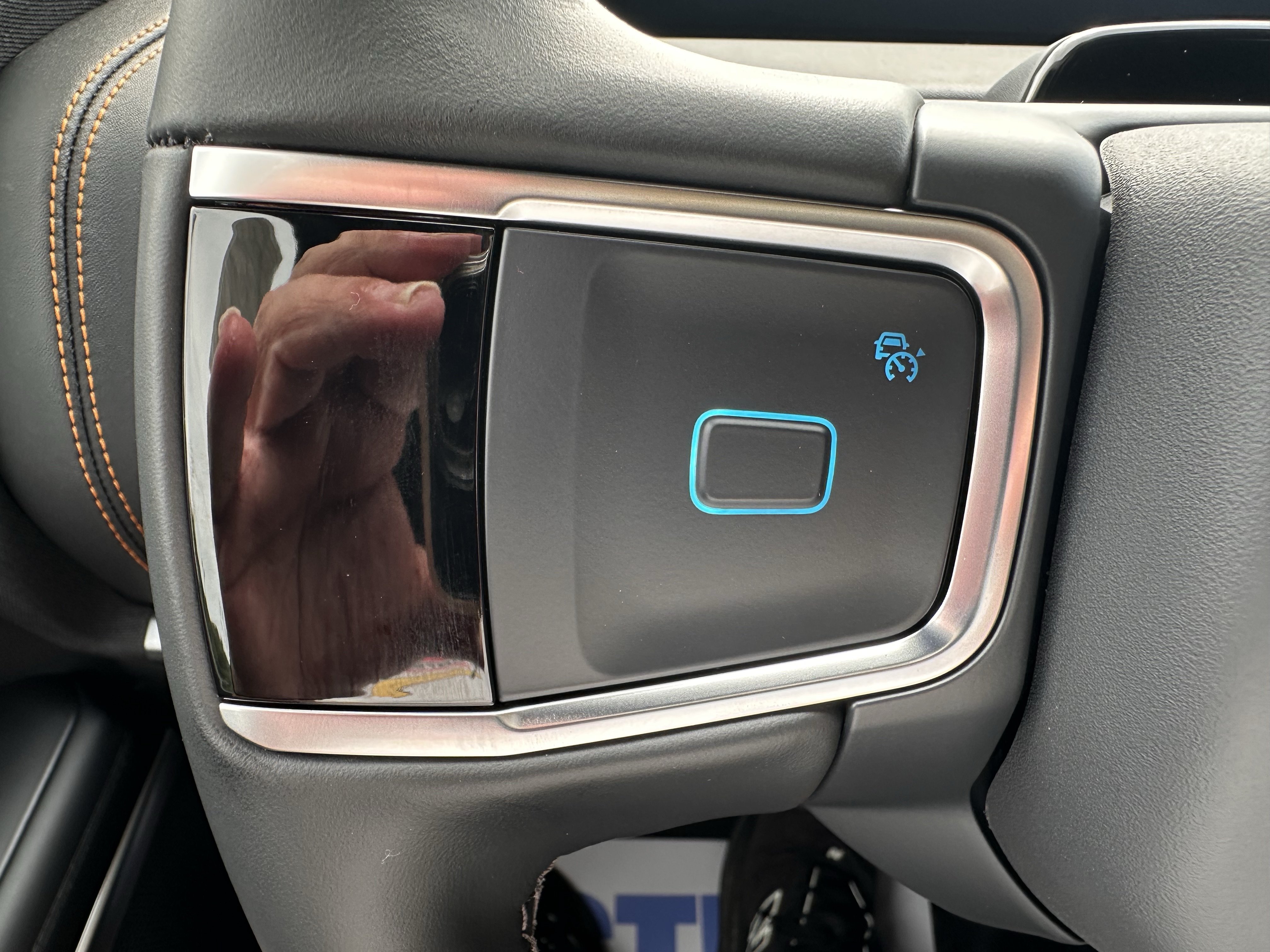 New 2027 Star White Metallic Tri-Coat Ford Tremor® image 21