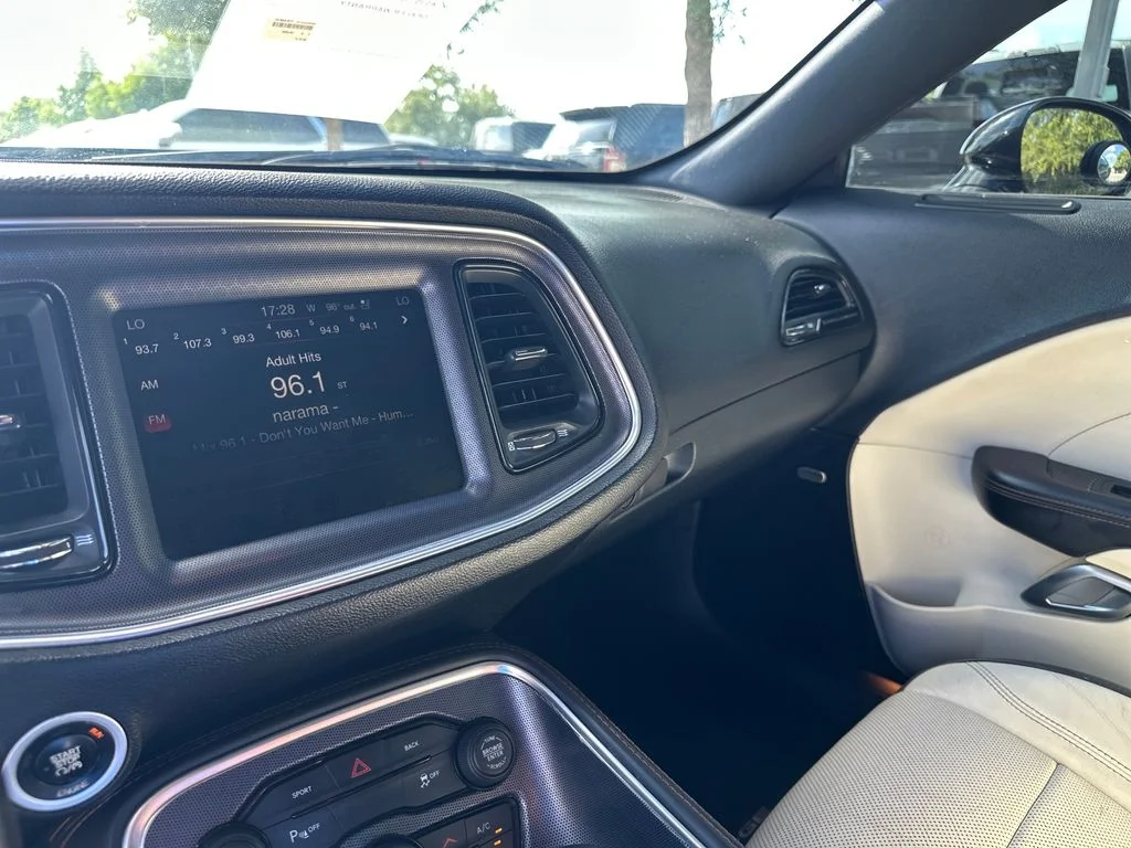 Used 2015 Black Dodge R/T image 23