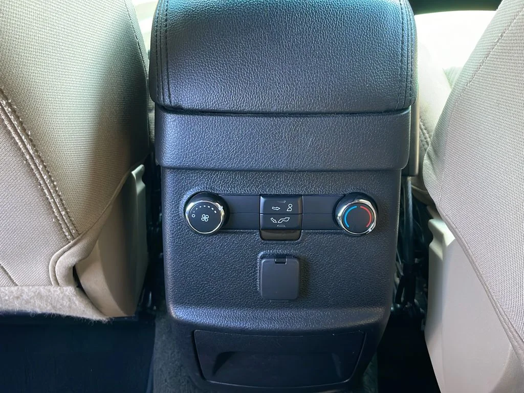 Used 2016 Black Ford Base image 33