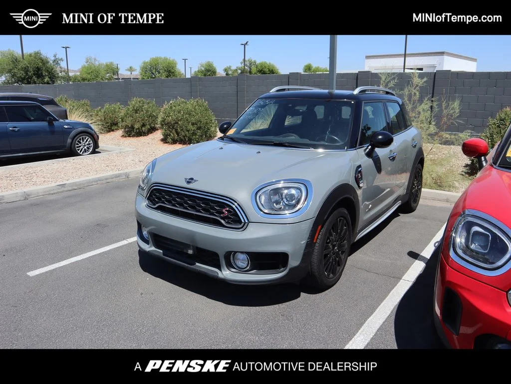 Used 2019 Moonwalk Grey metallic MINI Signature image 1