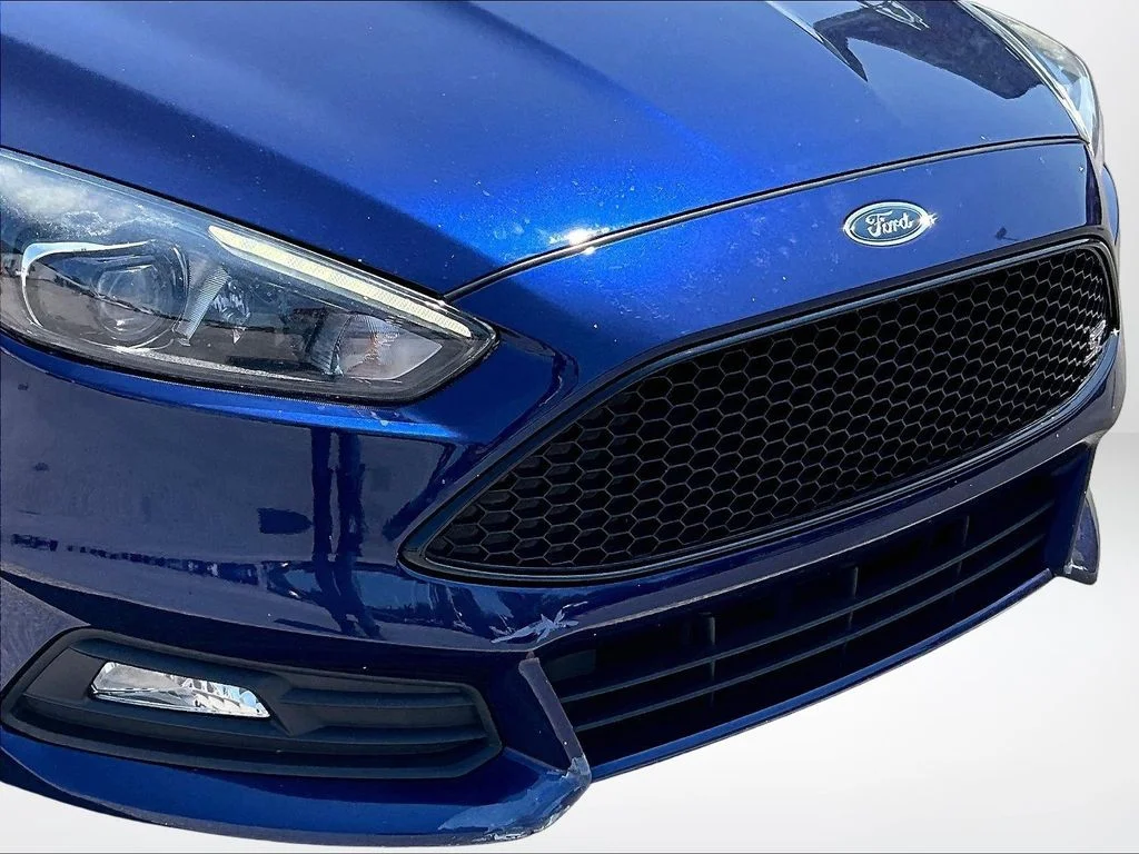Used 2016 Blue Ford ST image 26